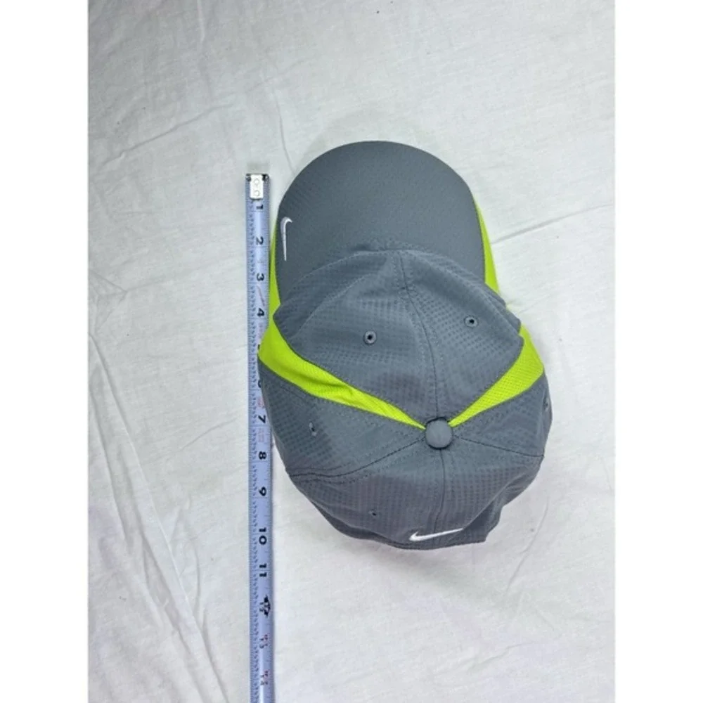 Nike Golf Sphere Dry UNISEX Swoosh Cap Adjustable Unstructured Baseball Hat Gray